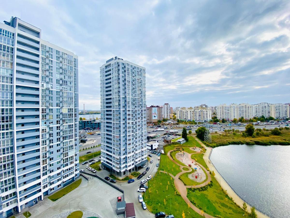 Myfreedom Апартаменти Метро Харківська Kiev Extérieur photo